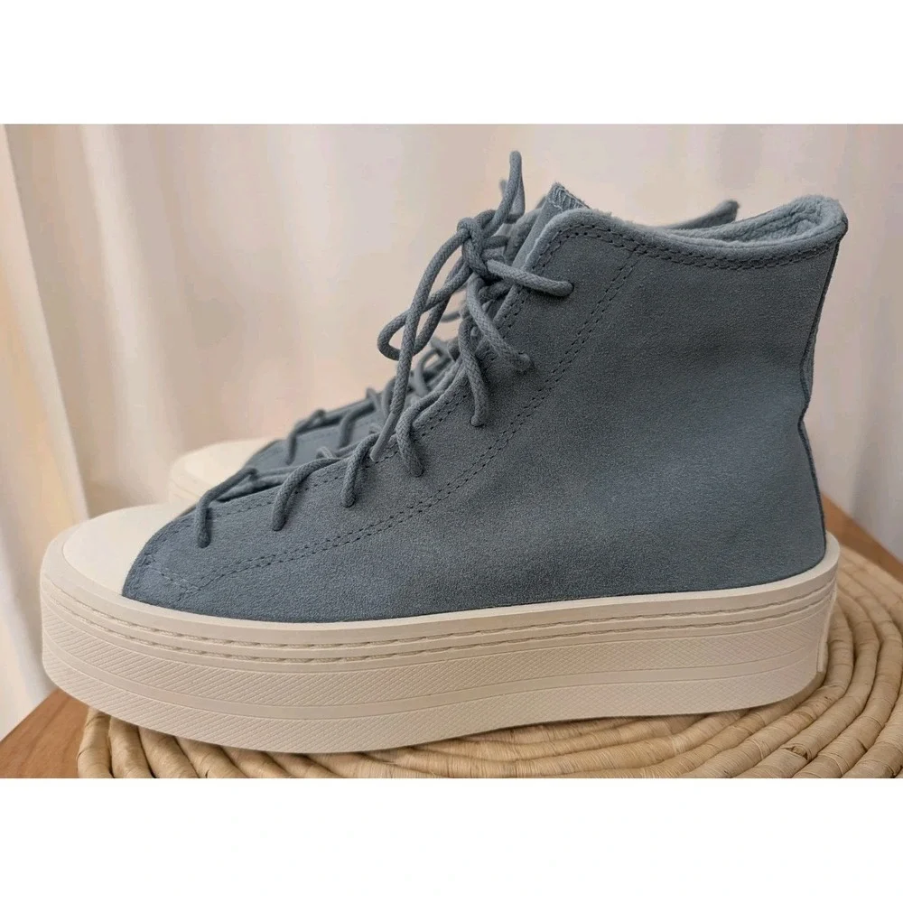 Converse All Star Chuck Taylor Sneakers Size 10 Shoes Light Blue Suede Lift Lace